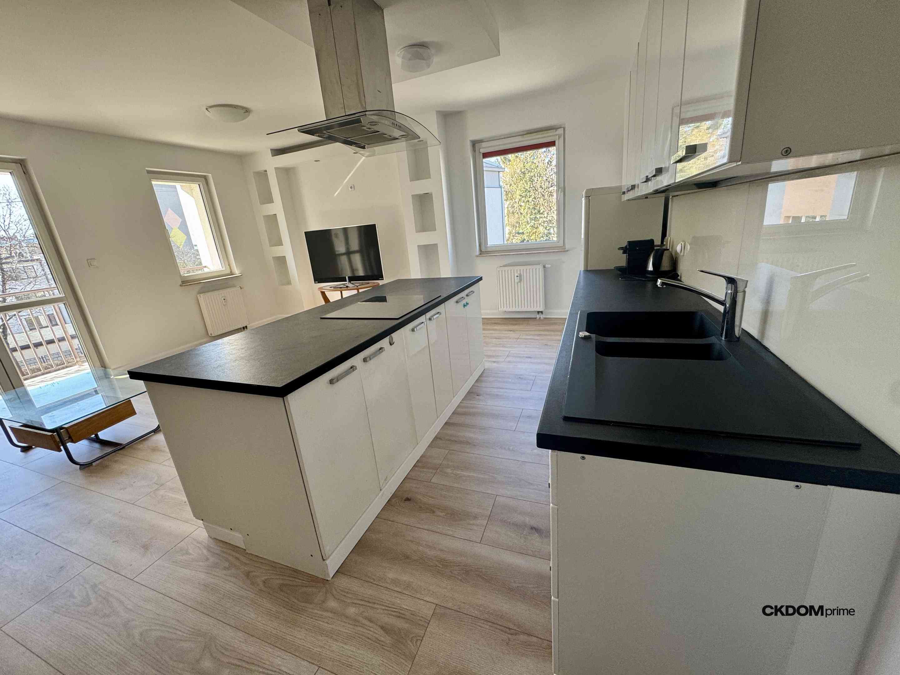 Na sprzedaż przestronny apartament ul. Gliniana 2a - zdjęcie 8