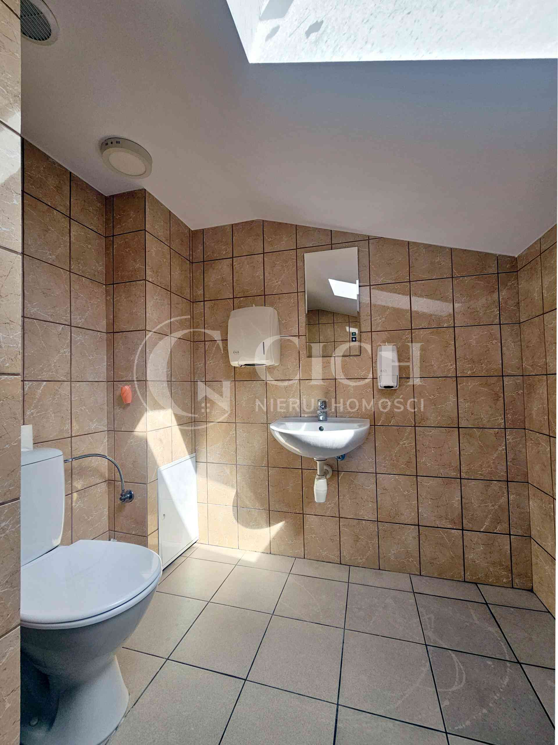 Duży lokal biurowy -119,5 m2 - zdjęcie 13