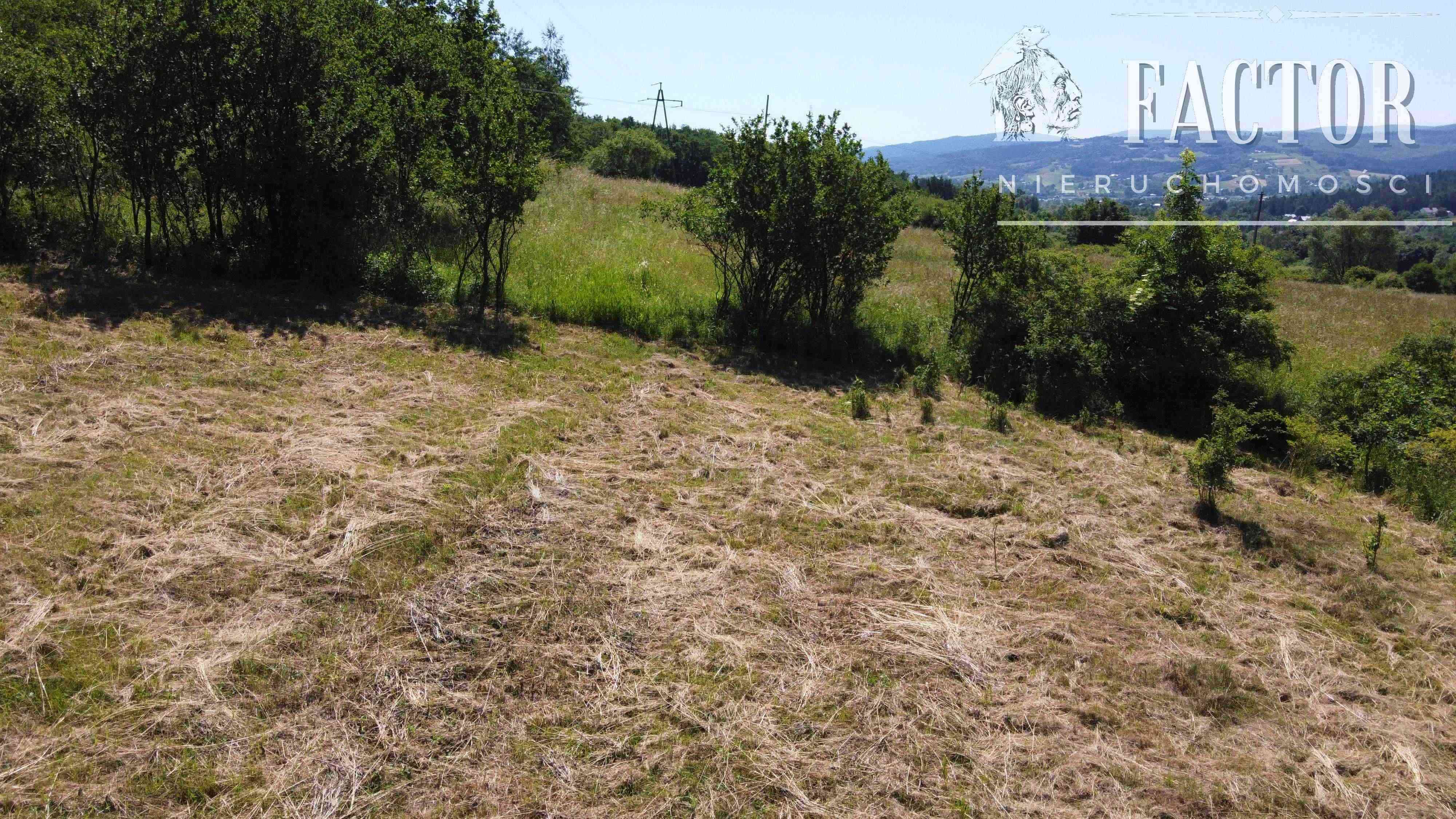 Działka budowlana w Bystrej, 1200 m²