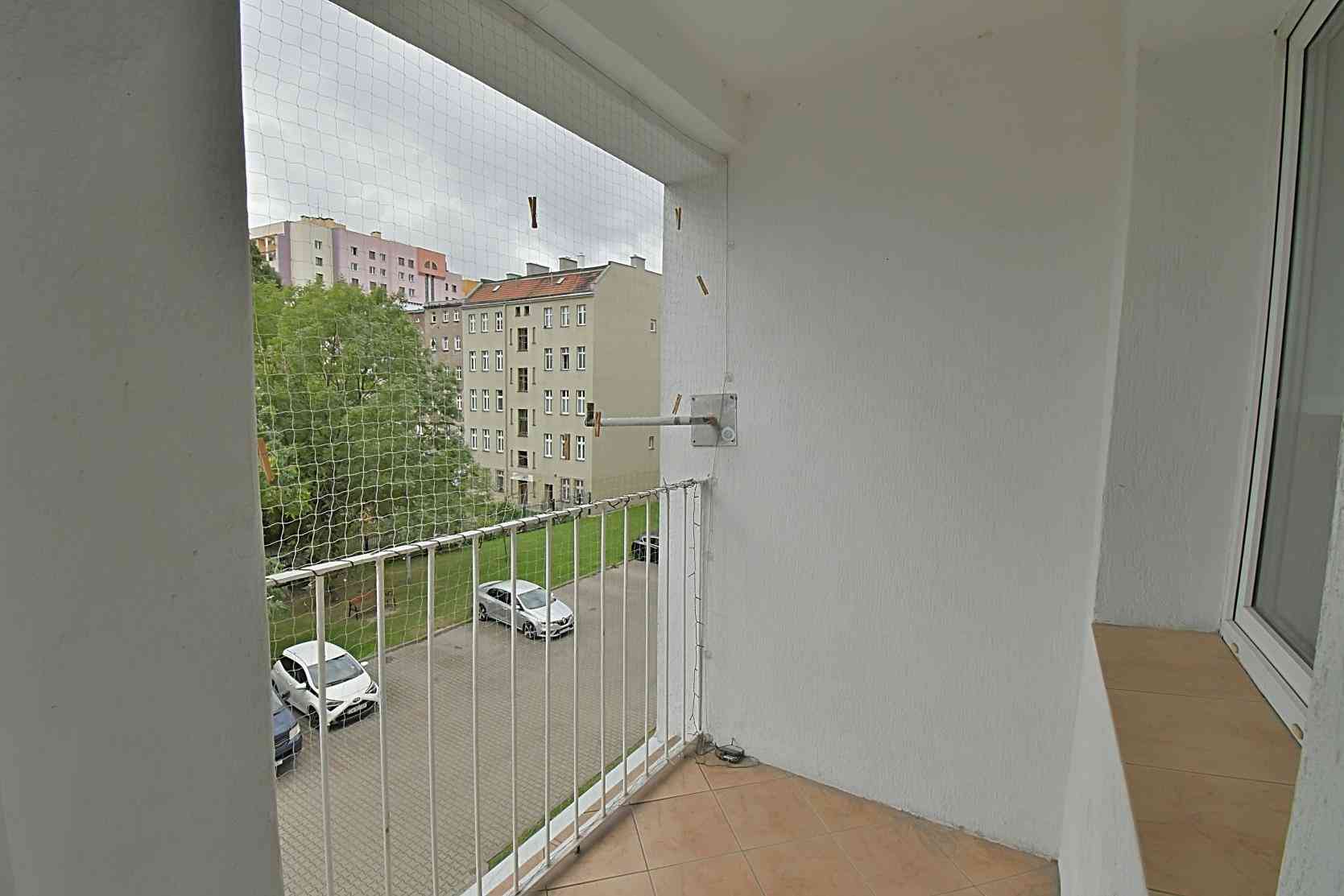 Wynajmę 3 osobne pokoje, balkon, ul.Daszyńskiego - zdjęcie 4