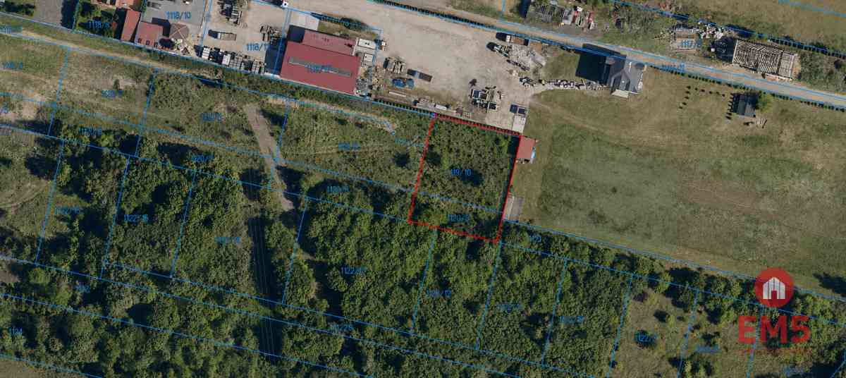 Działka budowlana 1200m2 z WZ narożna - zdjęcie 2