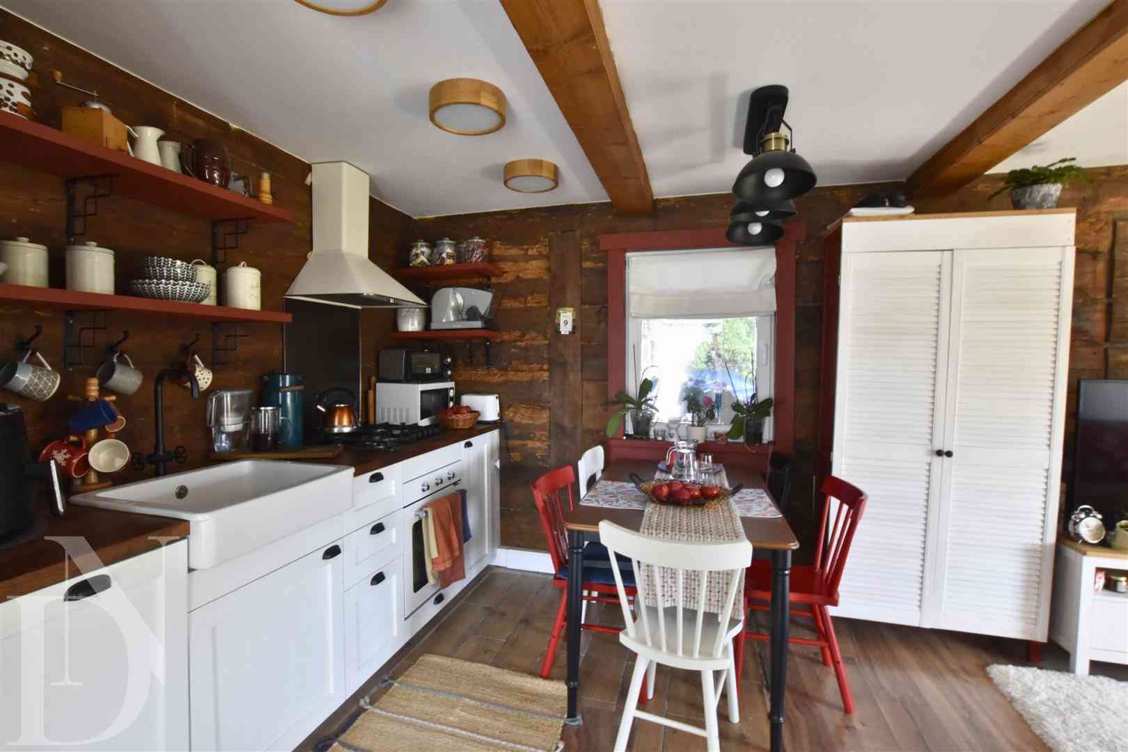 Dom po remoncie + 4300 m² działki – Mikulicze - zdjęcie 9