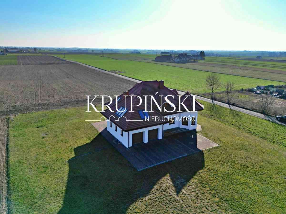 Ciechocin, dom 281,2 m2, działka 3018 m2, 6 pokoi - zdjęcie 9