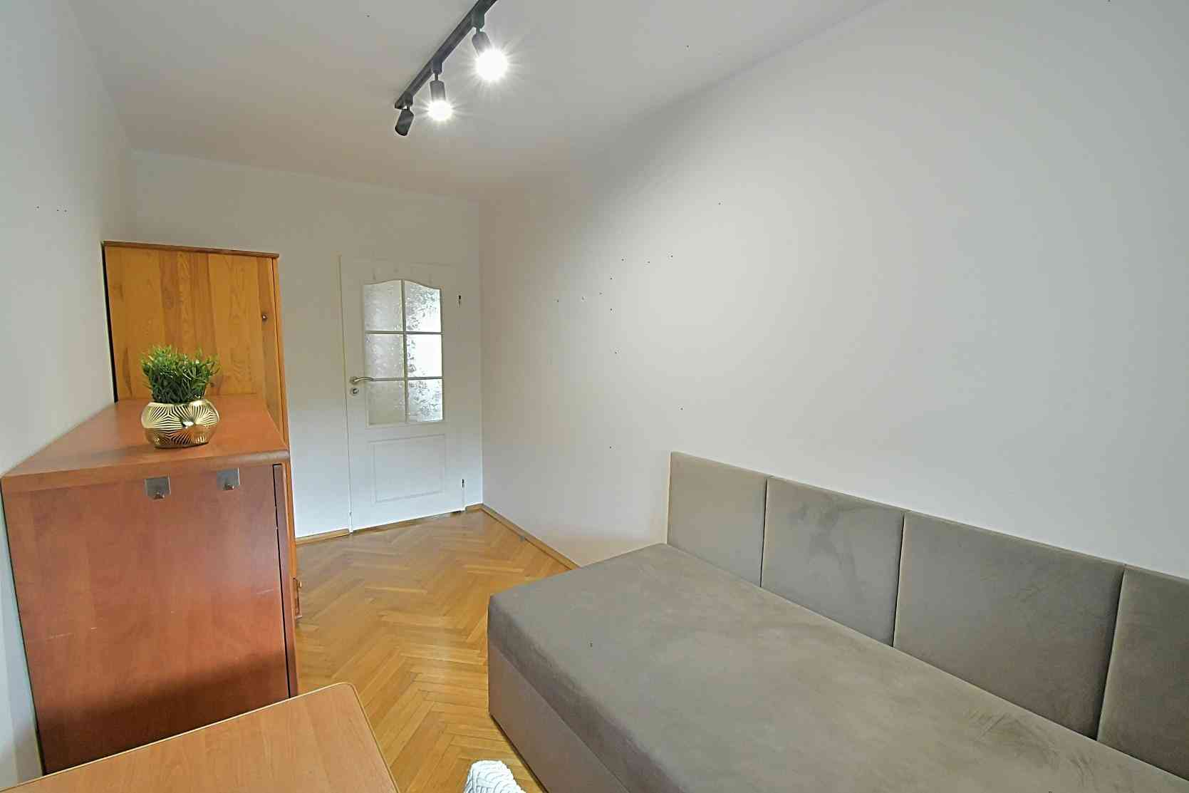 Wynajmę 3 osobne pokoje, balkon, ul.Daszyńskiego - zdjęcie 6