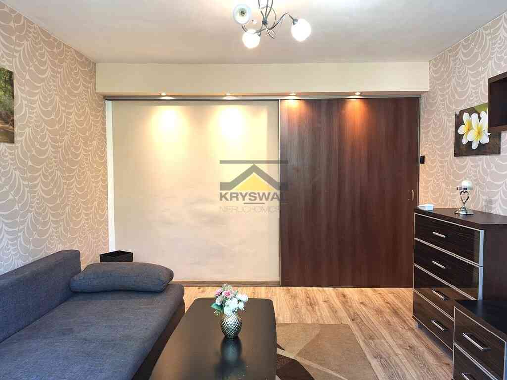 Mieszkanie 3 pokoje , parter, os. Sady - zdjęcie 9