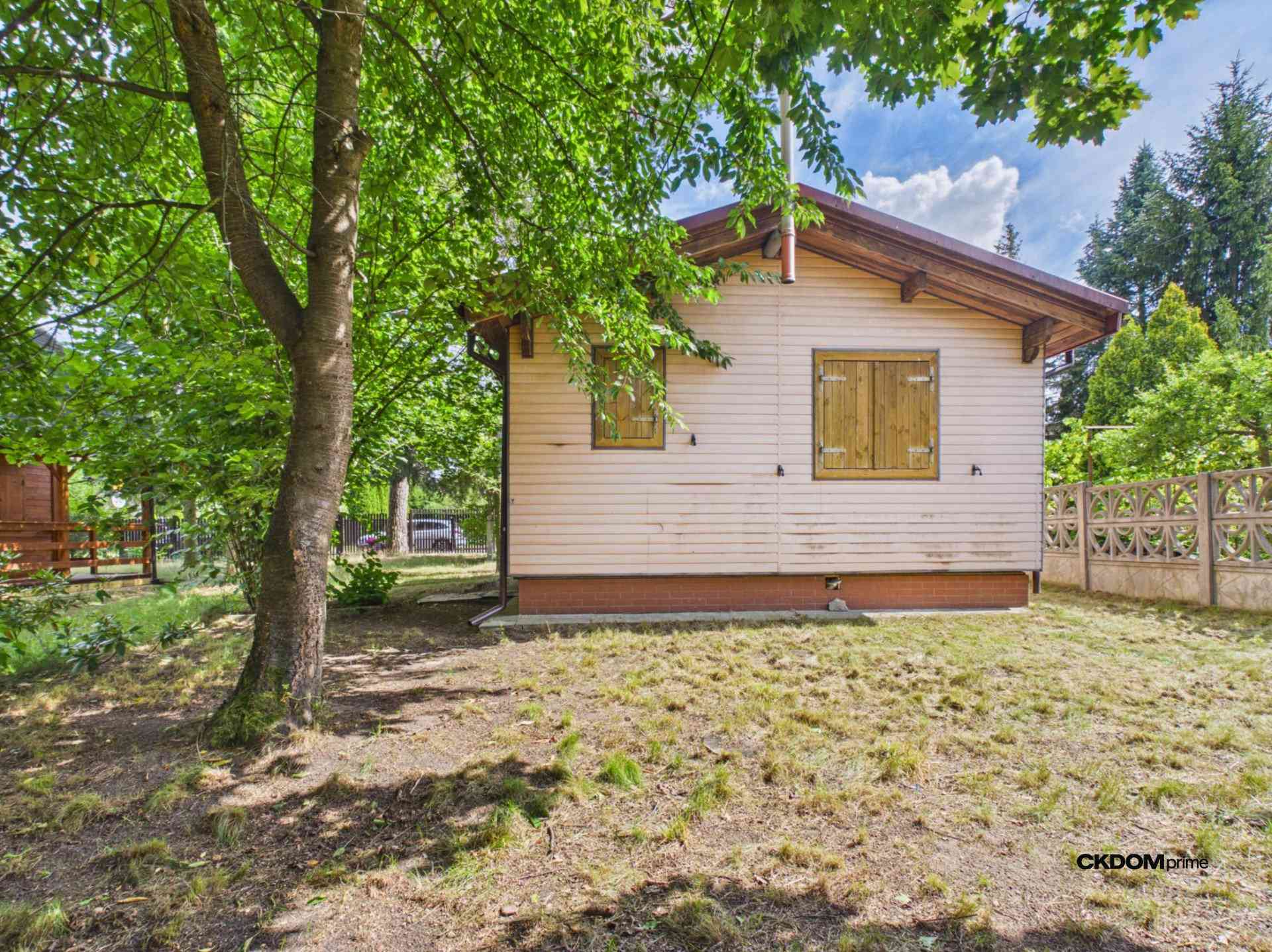 Urokliwa działka 530m2 z domkiem letniskowym w Garbatce-Letnisko - zdjęcie 9