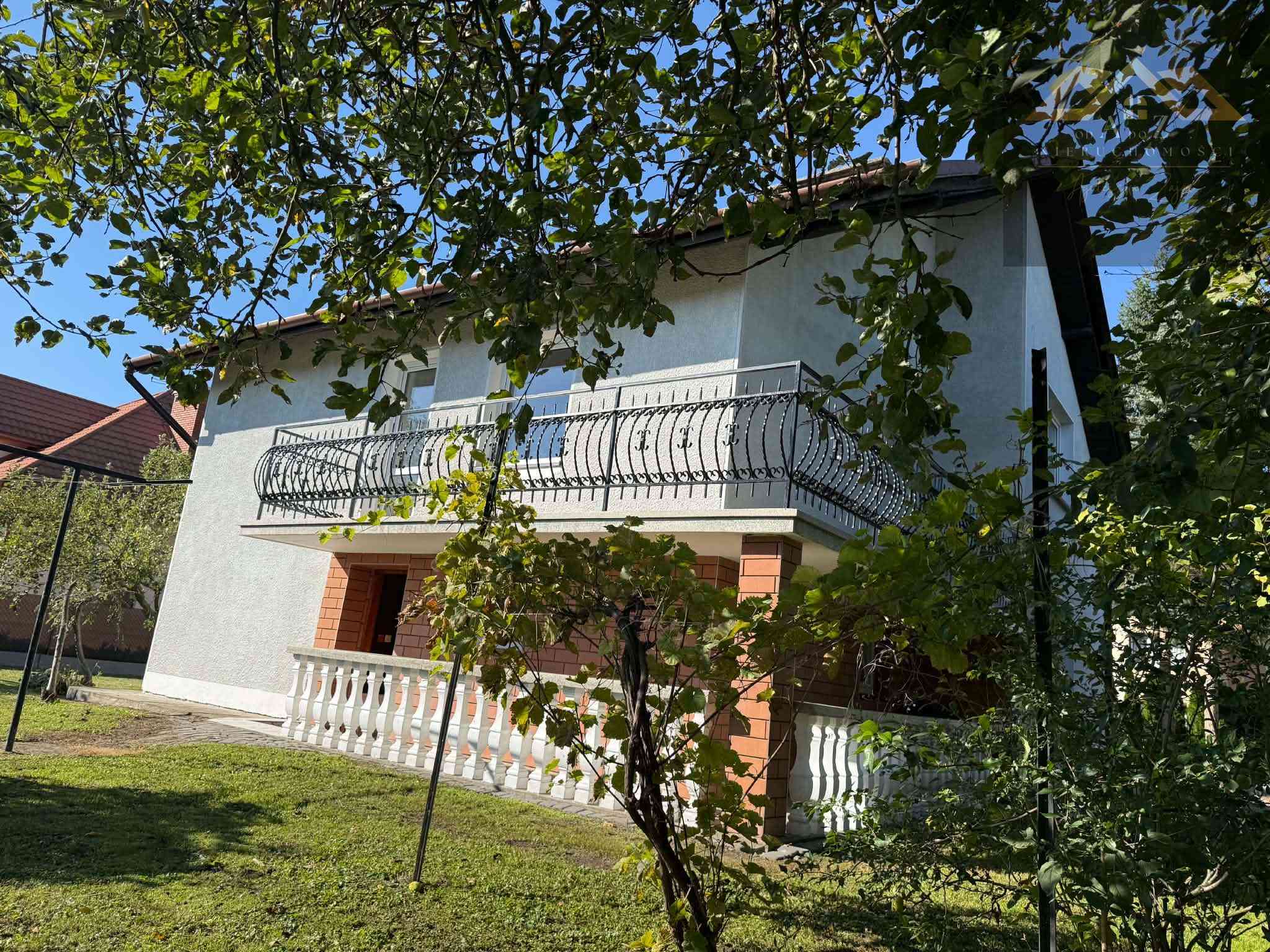 Przestronny dom do wynajęcia w Szczucinie - zdjęcie 2