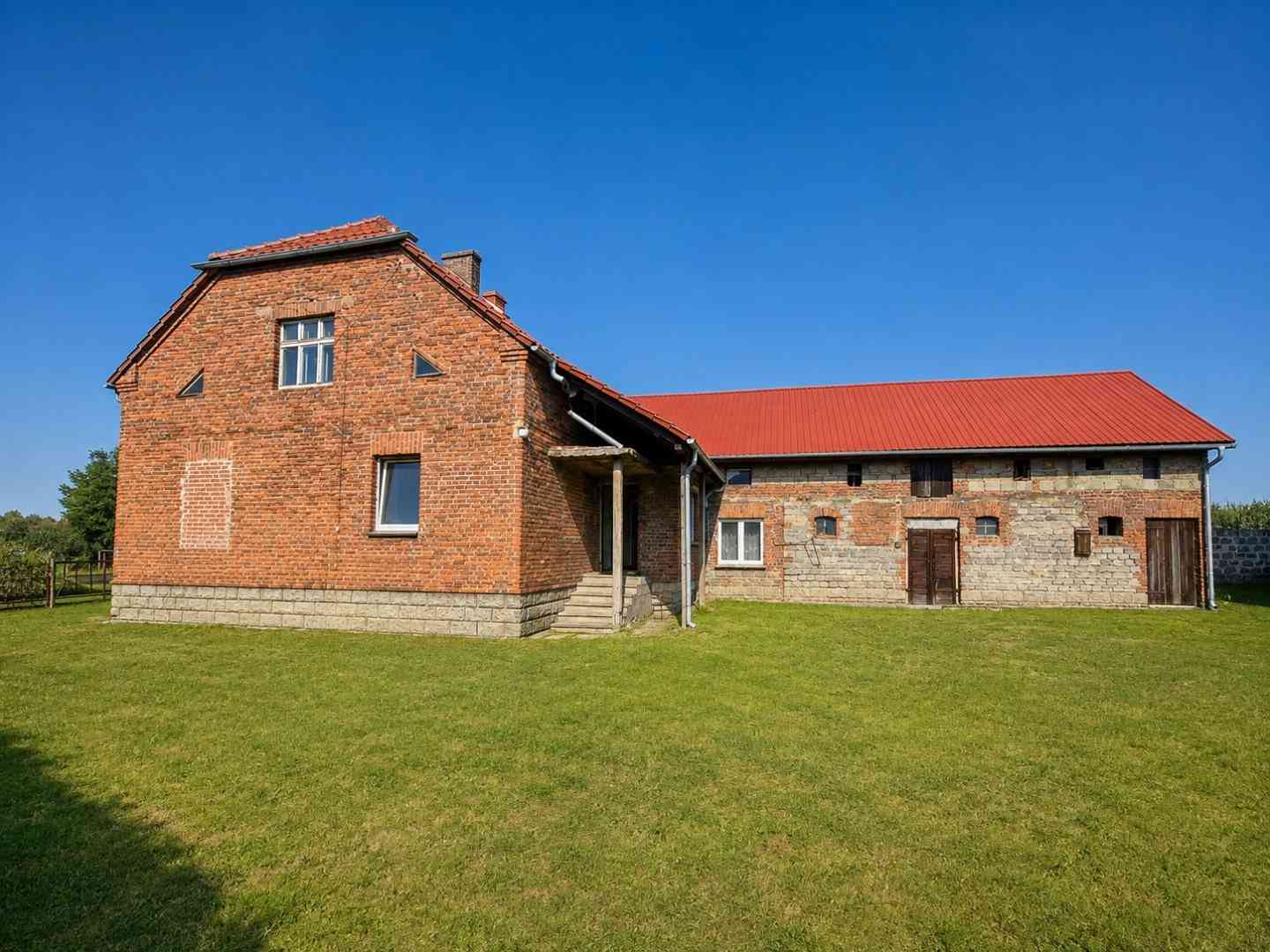 Nieznaszyn ul. Wiejska 1 - zdjęcie 2