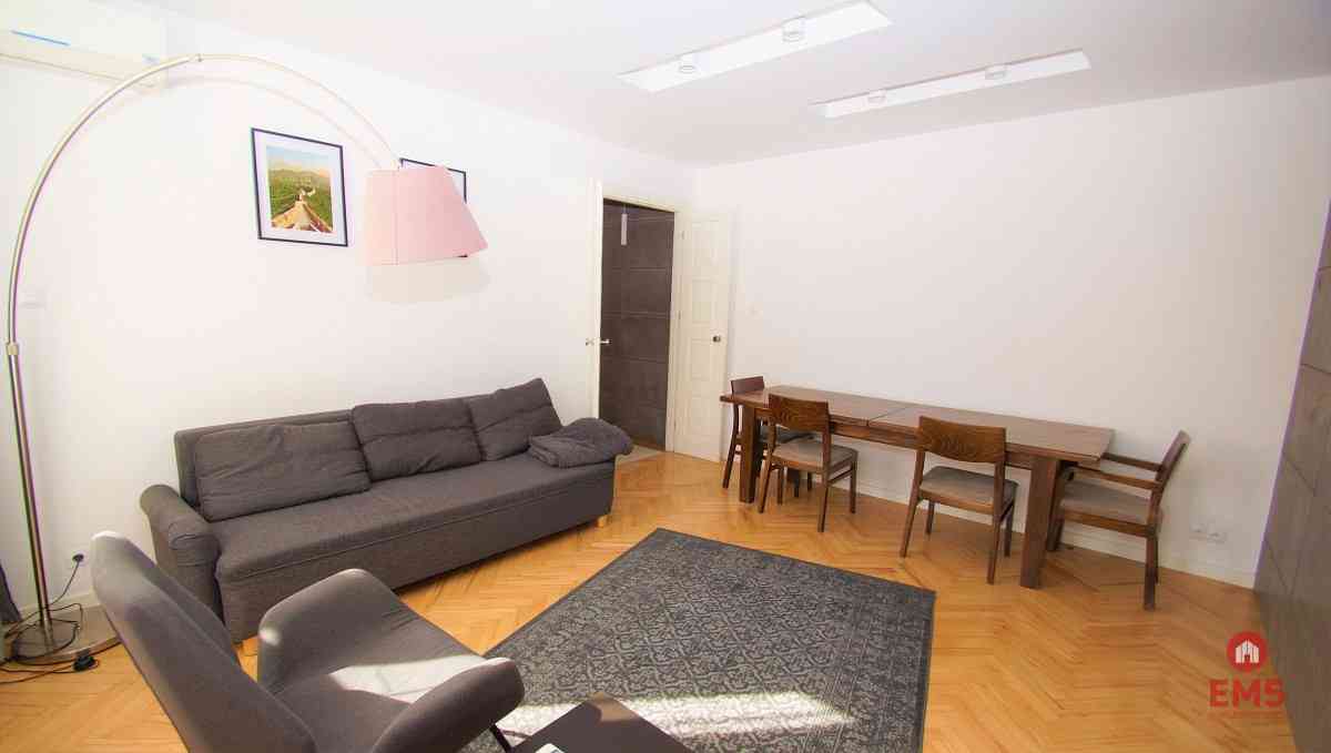 Stylowe mieszkanie w centrum