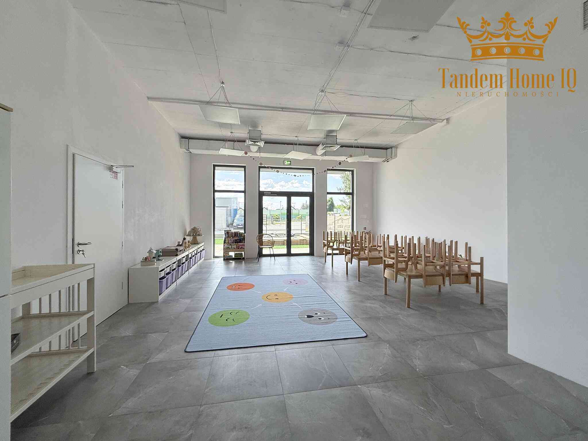 Gotowy lokal pod żłobek z ogródkiem – 300 m² – Jabłonna, ul. Marmurowa - zdjęcie 2