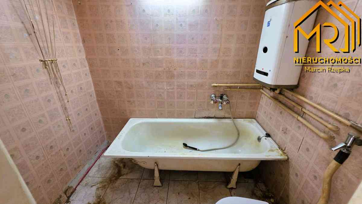 Kawalerka niespełna 20 m² do kapitalnego remontu - zdjęcie 7