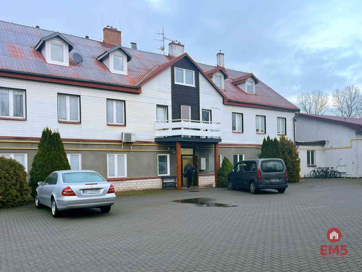 Świetna lokalizacja, duży parking - zdjęcie 3