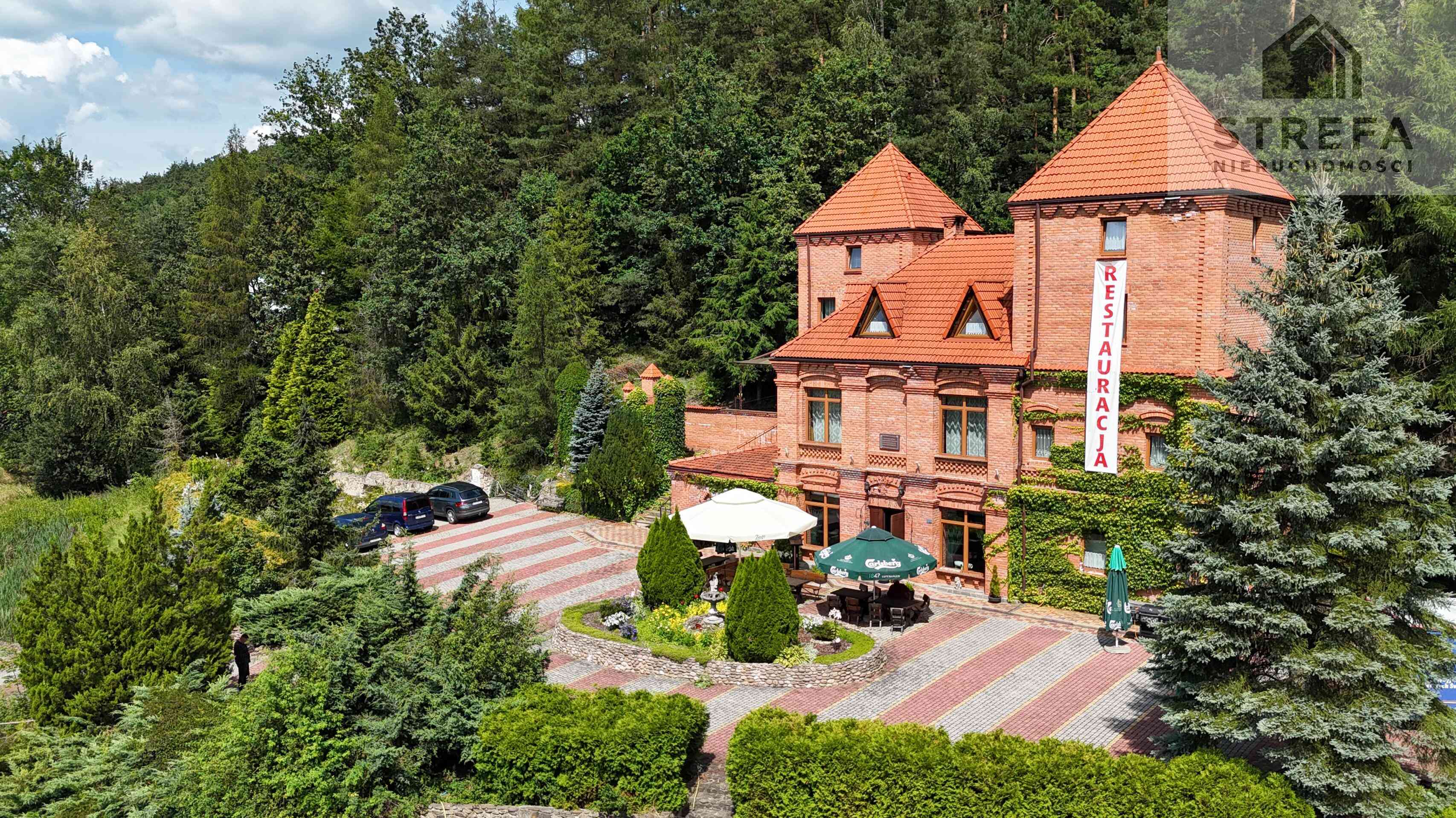 Zamek, hotel, restauracja, gotowy biznes - zdjęcie 9