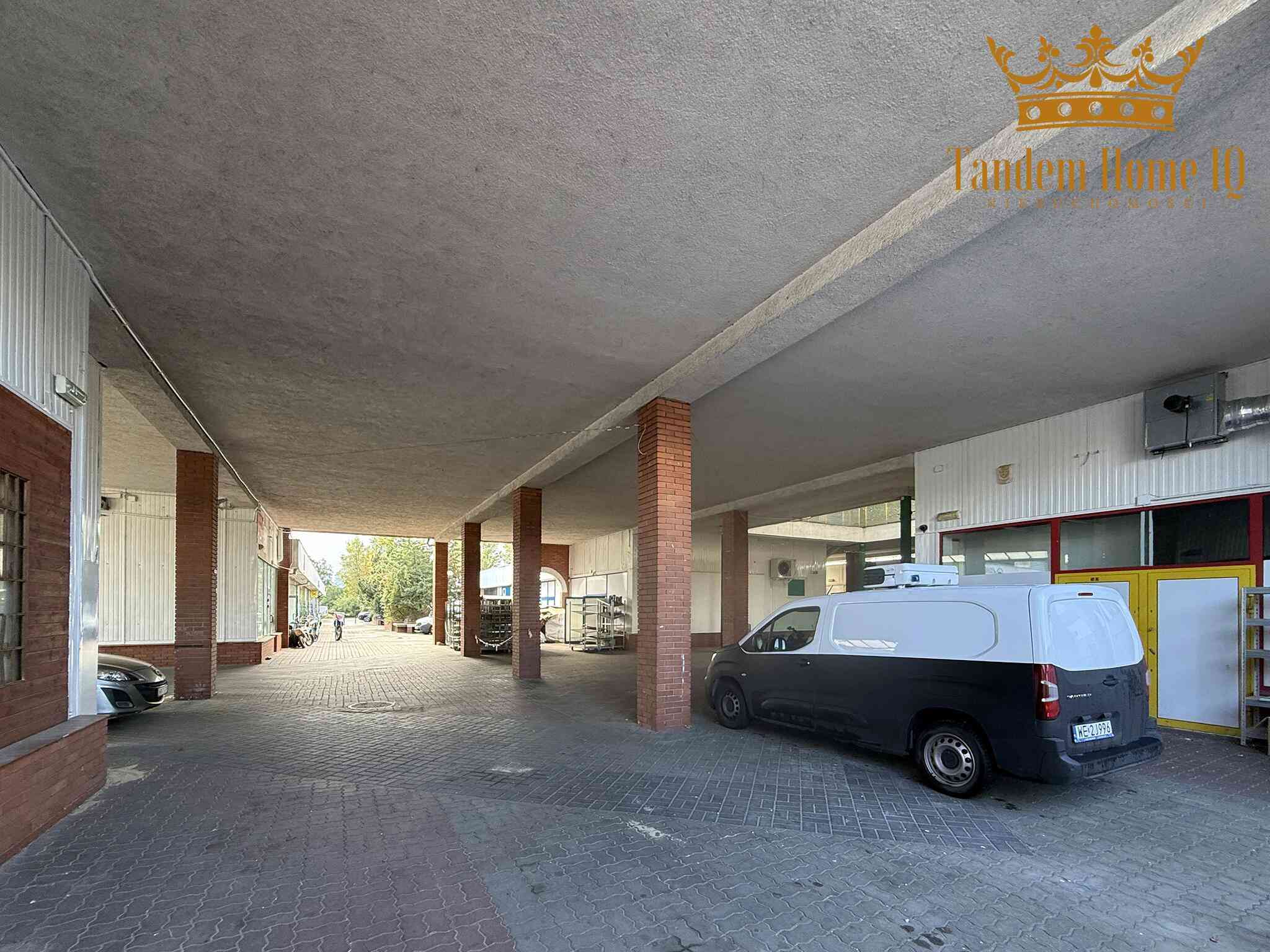 Do wynajęcia lokal pod dark kitchen, produkcje 415m2 do remontu Bemowo - zdjęcie 9