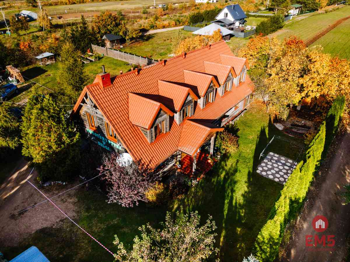 Dom drewniany 230 m² z 5 pokojami i salą na 40 osób - zdjęcie 5