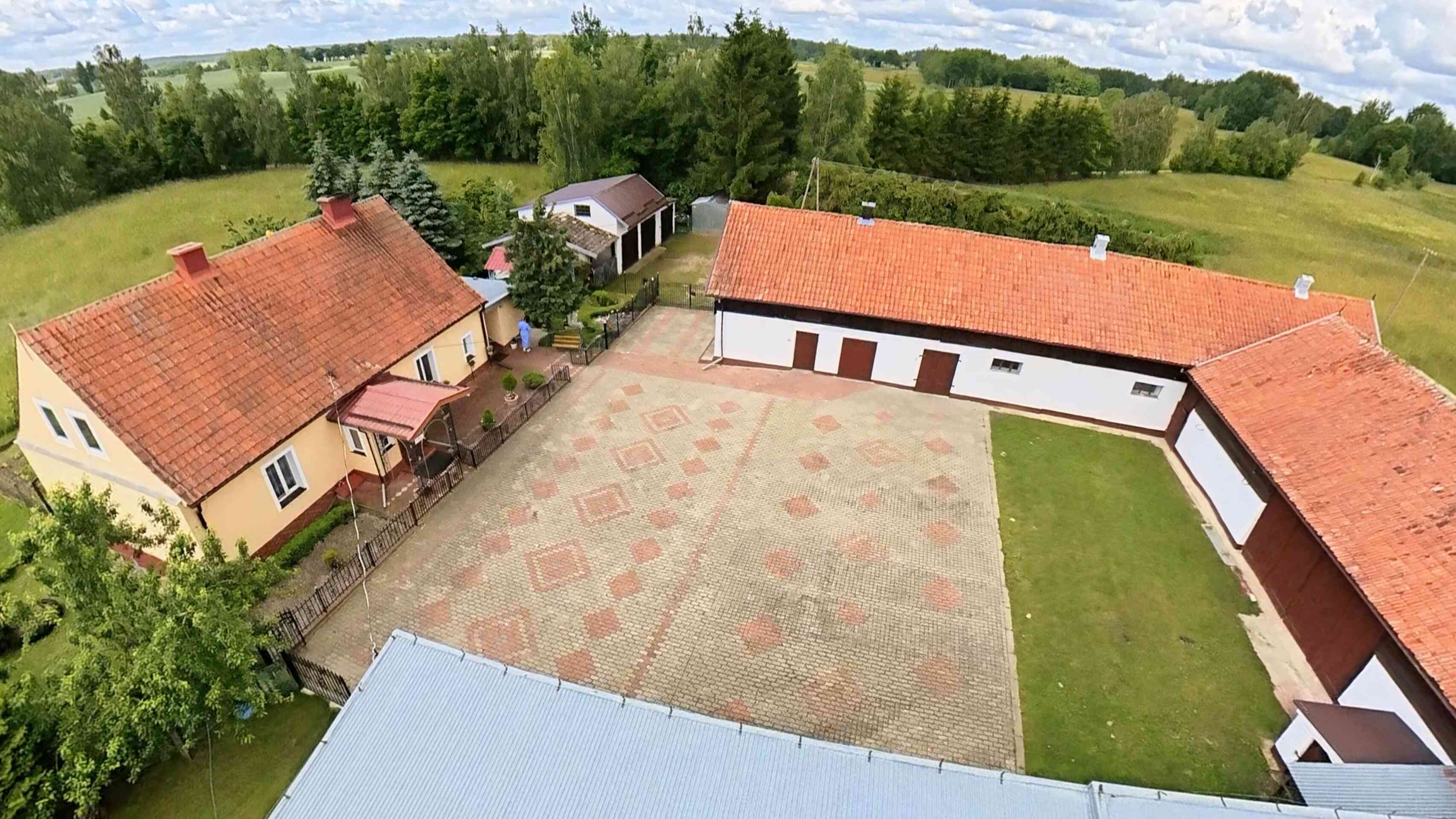 Wyjątkowe mazurskie gospodarstwo z wyposażeniem