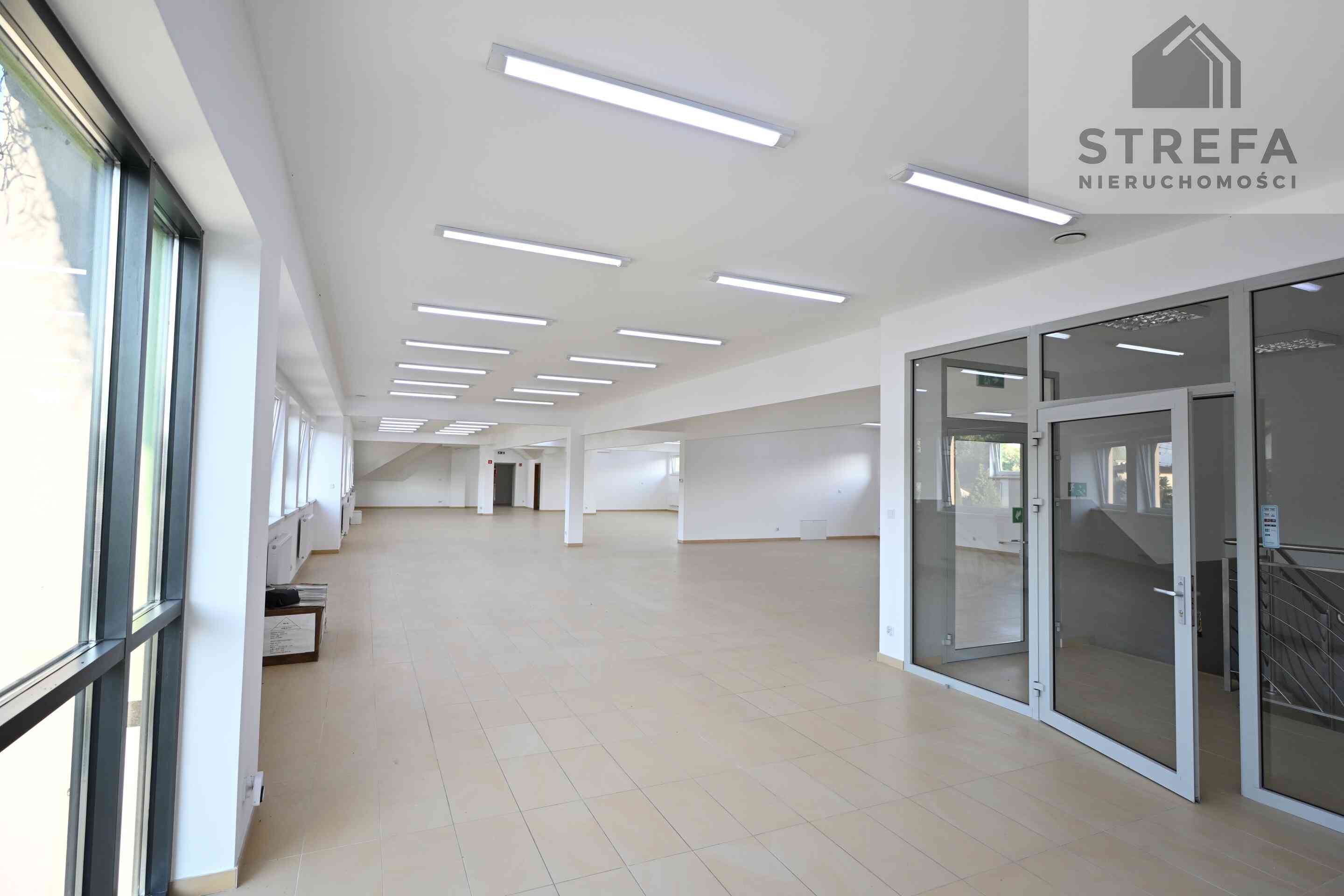 Lokal handlowo-usługowy 400 m² przy drodze krajowej DK75 w Jurkowie - zdjęcie 2
