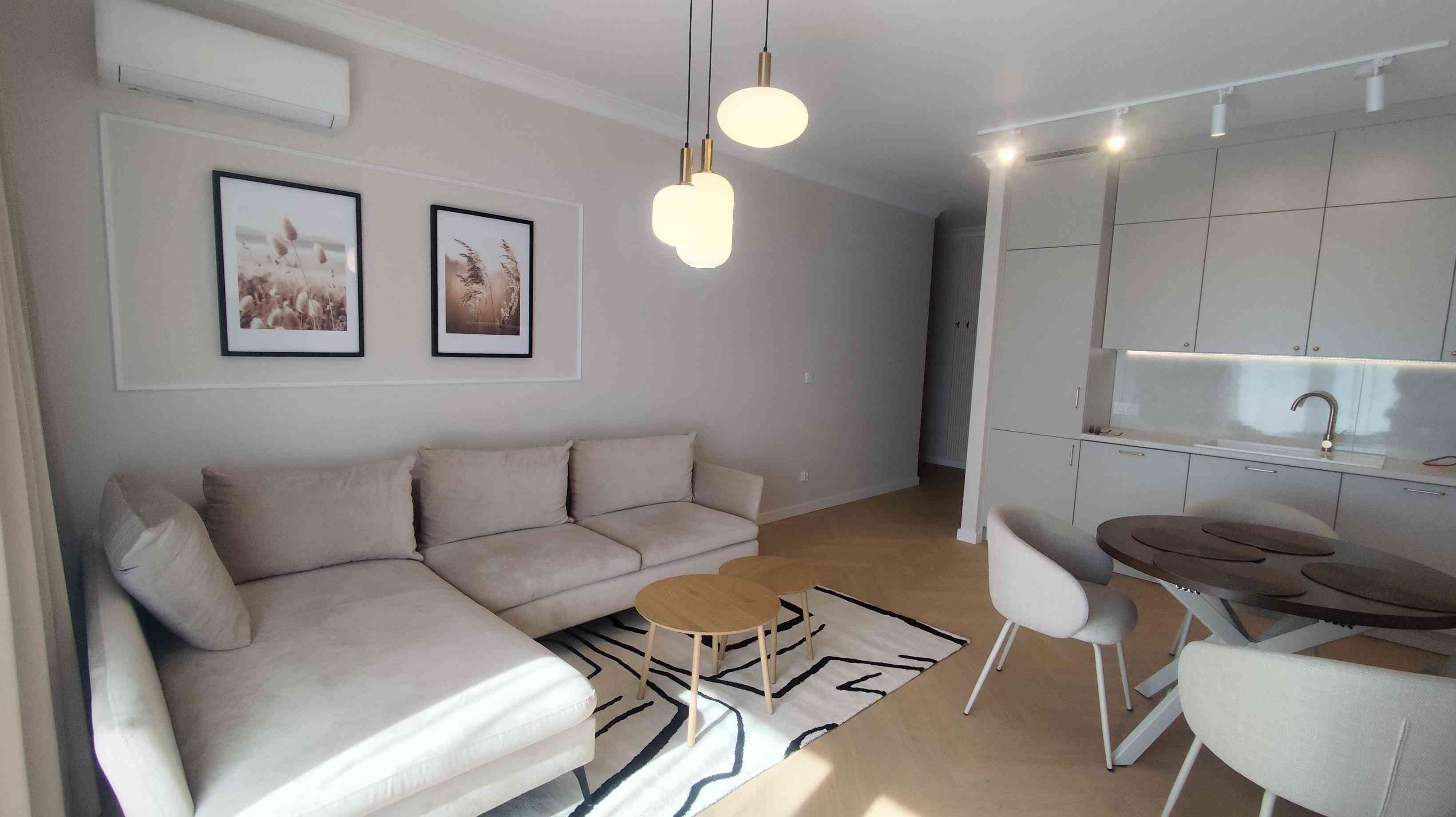 DO WYNAJĘCIA 3 pokoje balkon, klima PIERWSZY NAJEM - zdjęcie 2