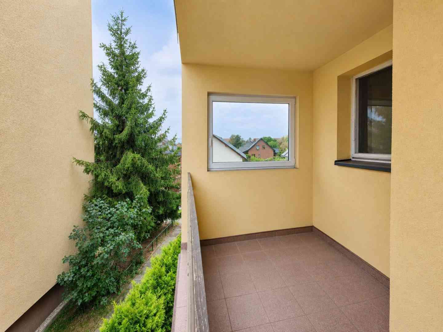 Koźle ul. Stolarska, 1 piętro +loggia - zdjęcie 2