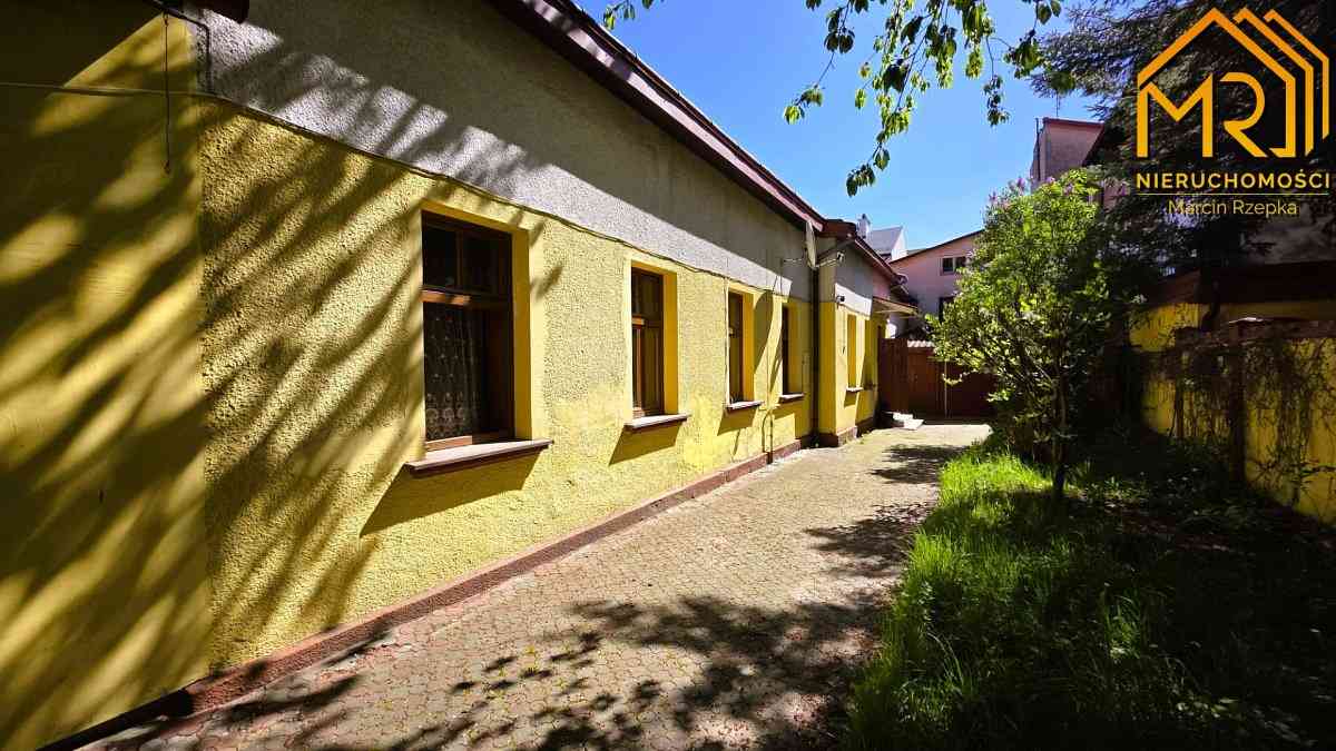 Dom mieszkalny w centrum Gorlic - zdjęcie 3
