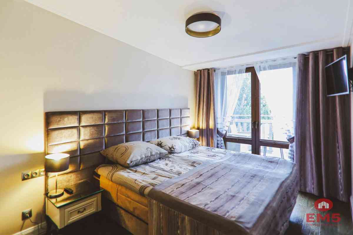 Dwupoziomowy Apartament z Panoramą na Jezioro - zdjęcie 9