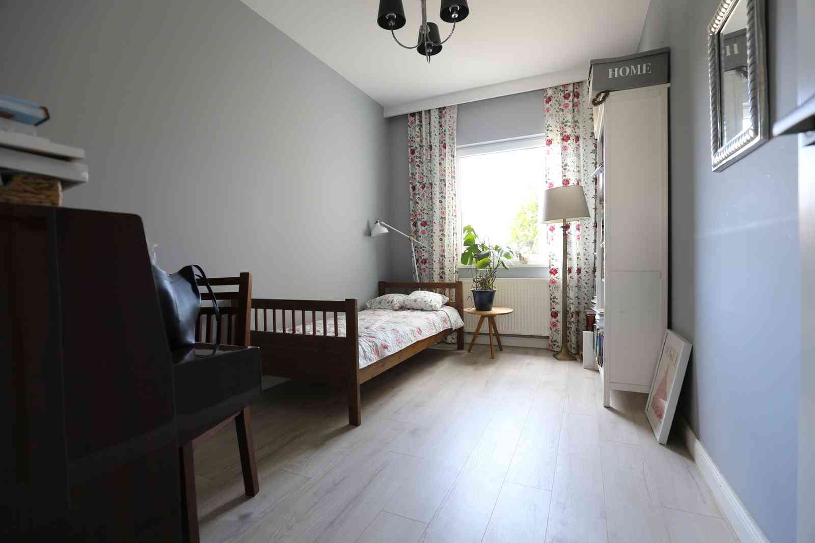 Atrakcyjny bliźniak 156 m2, 6 pokoi - Bezrzecze - zdjęcie 5