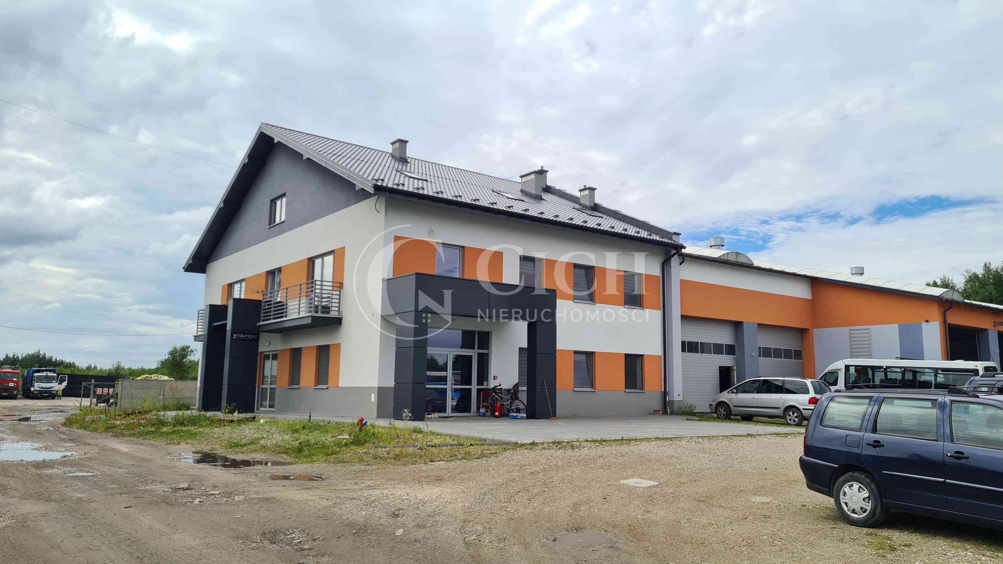 Lokal biurowy w Radłowie. - zdjęcie 3