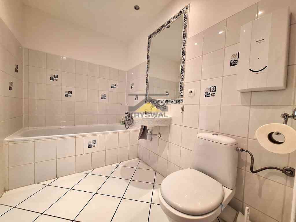 2 pokoje, wysoki parter z balkonem, Os. Manhattan - zdjęcie 18