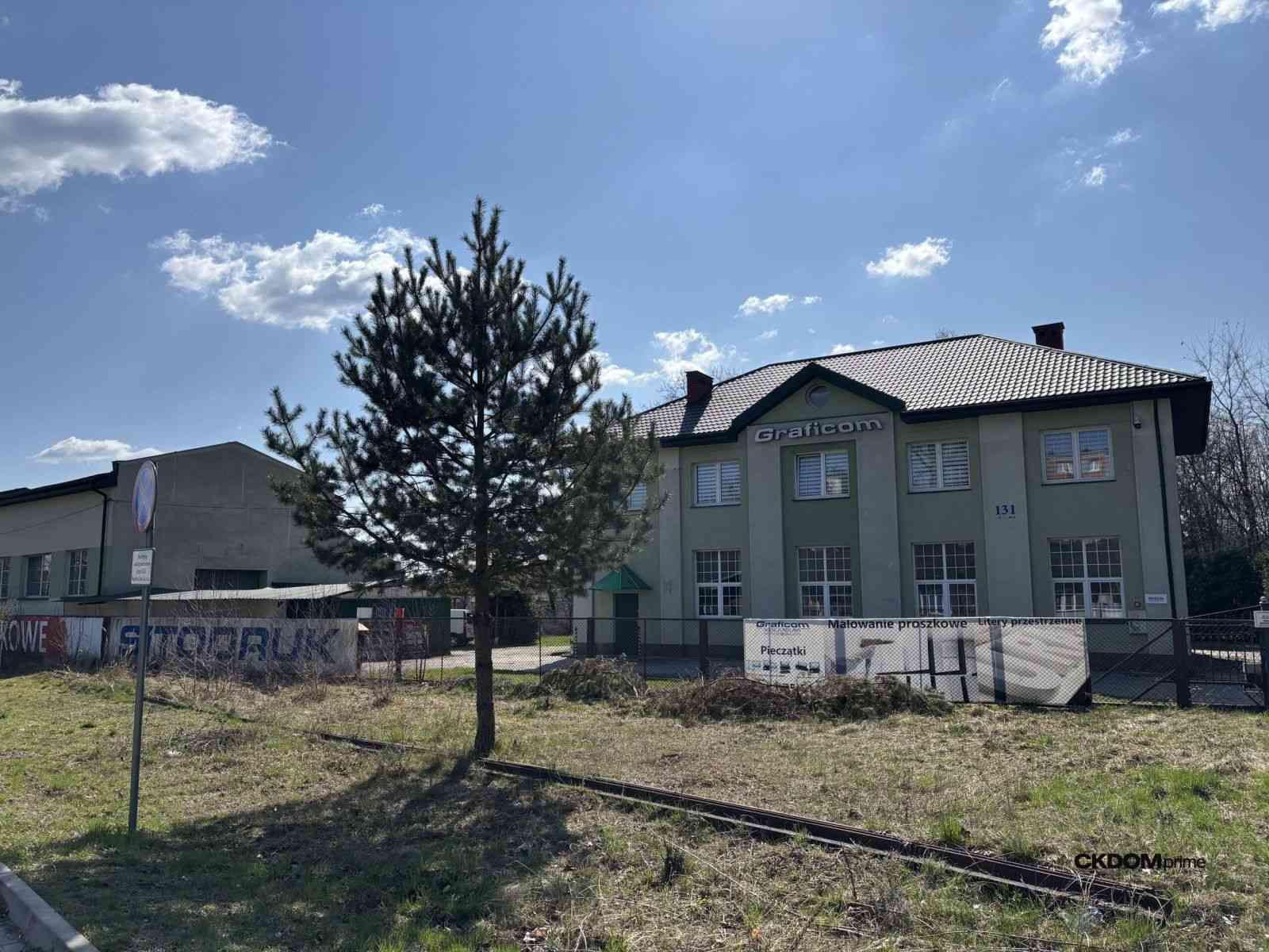 Obiekt usługowo-produkcyjny z mieszkaniem, Starach - zdjęcie 2