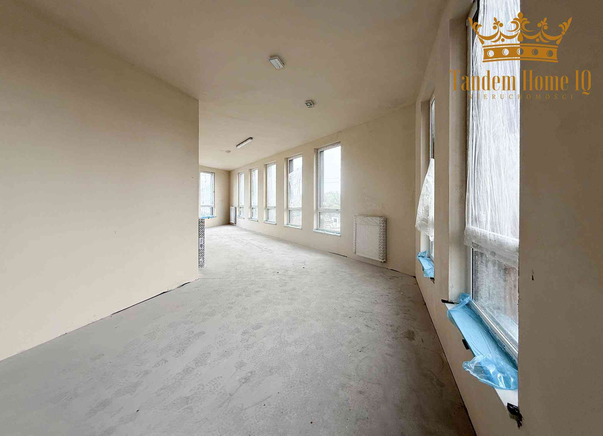 Do wynajęcia cały budynek 888 m2 na osiedlu mieszkaniowym Białołęka - zdjęcie 3
