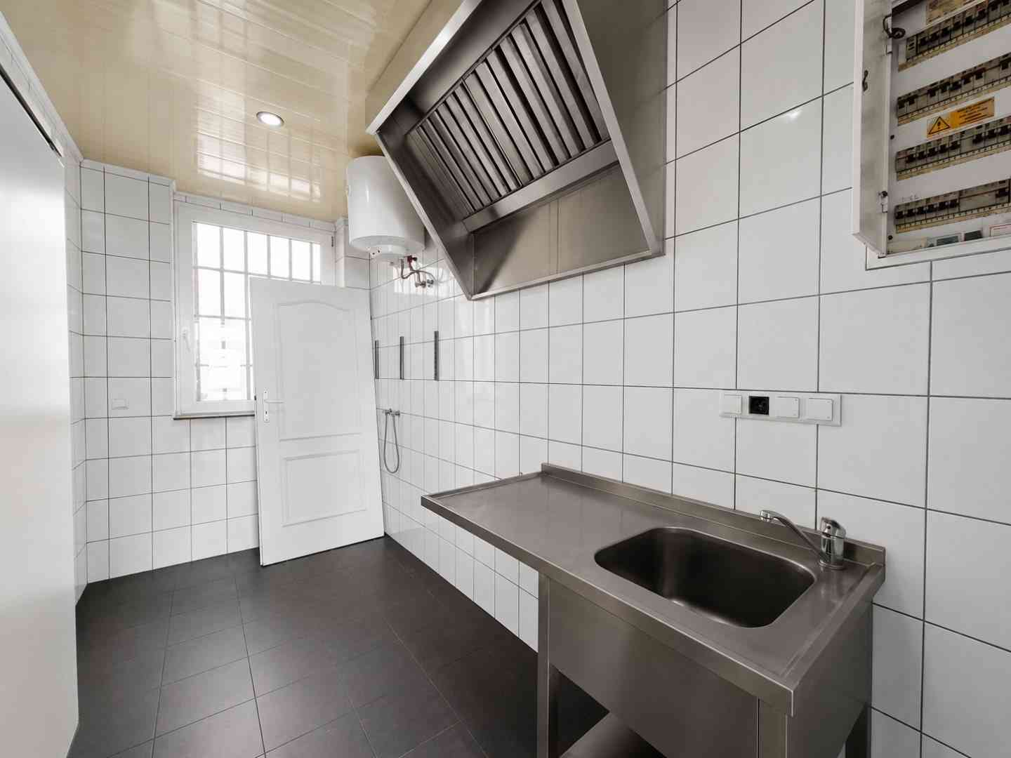 41,70 m² dla Twojej firmy – świetna lokalizacja! - zdjęcie 4