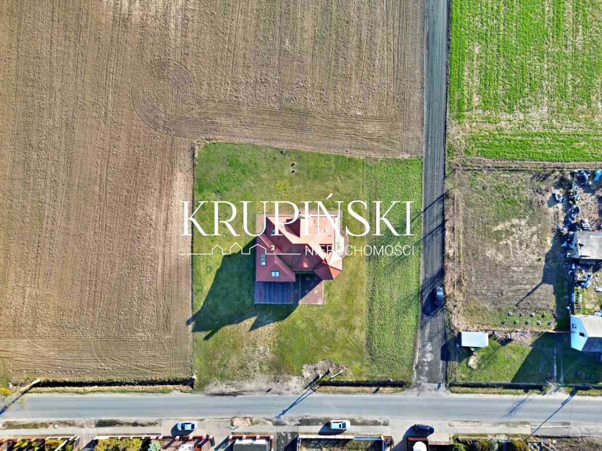 Ciechocin, dom 281,2 m2, działka 3018 m2, 6 pokoi - zdjęcie 4