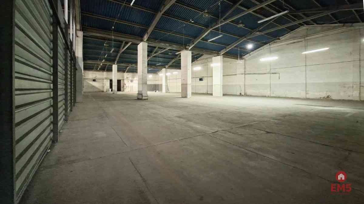 Hala-magazyn z rampą 1200 m2 - zdjęcie 9