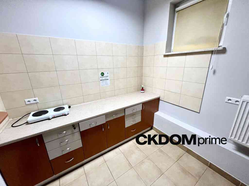 Lokal 115,8 m² w centrum Kielc – idealny pod aptek - zdjęcie 7