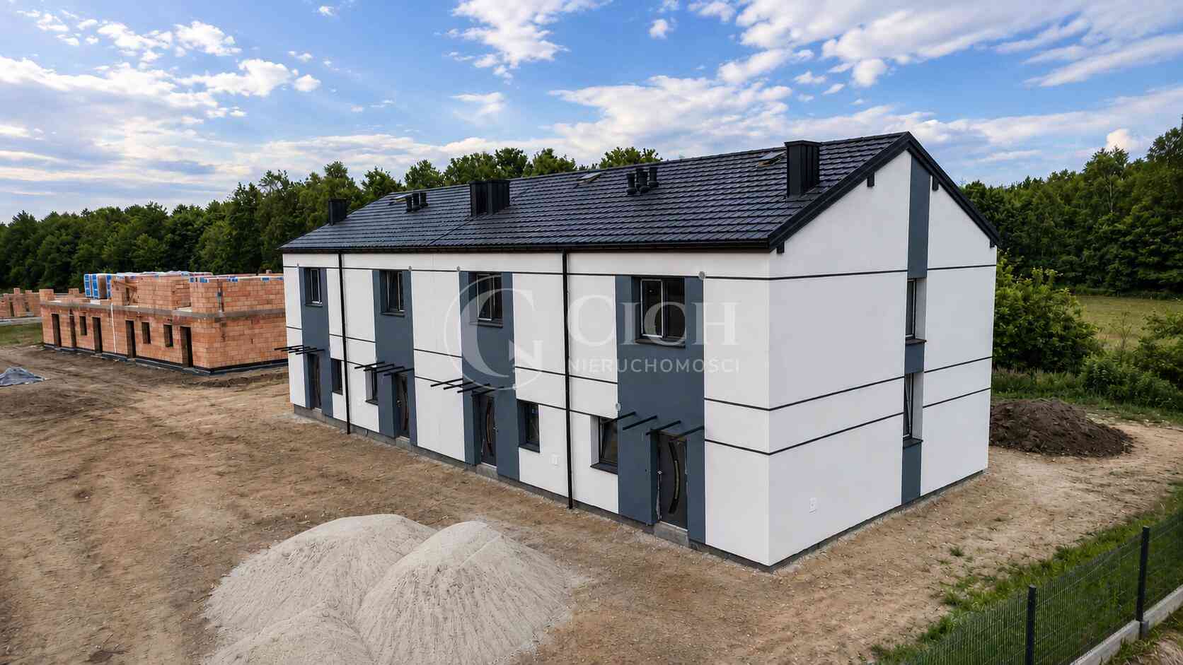 Nowe mieszkania z ogródkiem 83,27 m2 – Radłów / Wola Radłowska /śr - zdjęcie 3