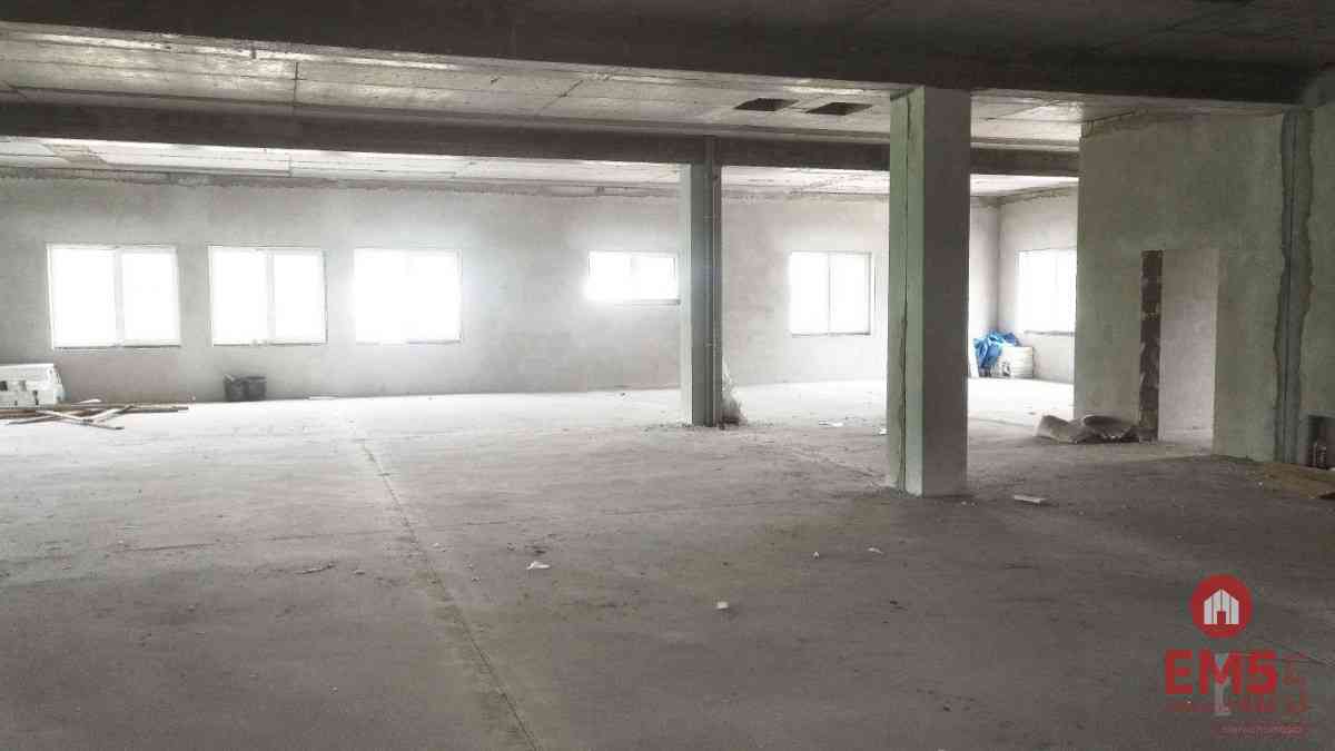Powierzchnia handlowo-usługowa 1300 m2 - zdjęcie 3