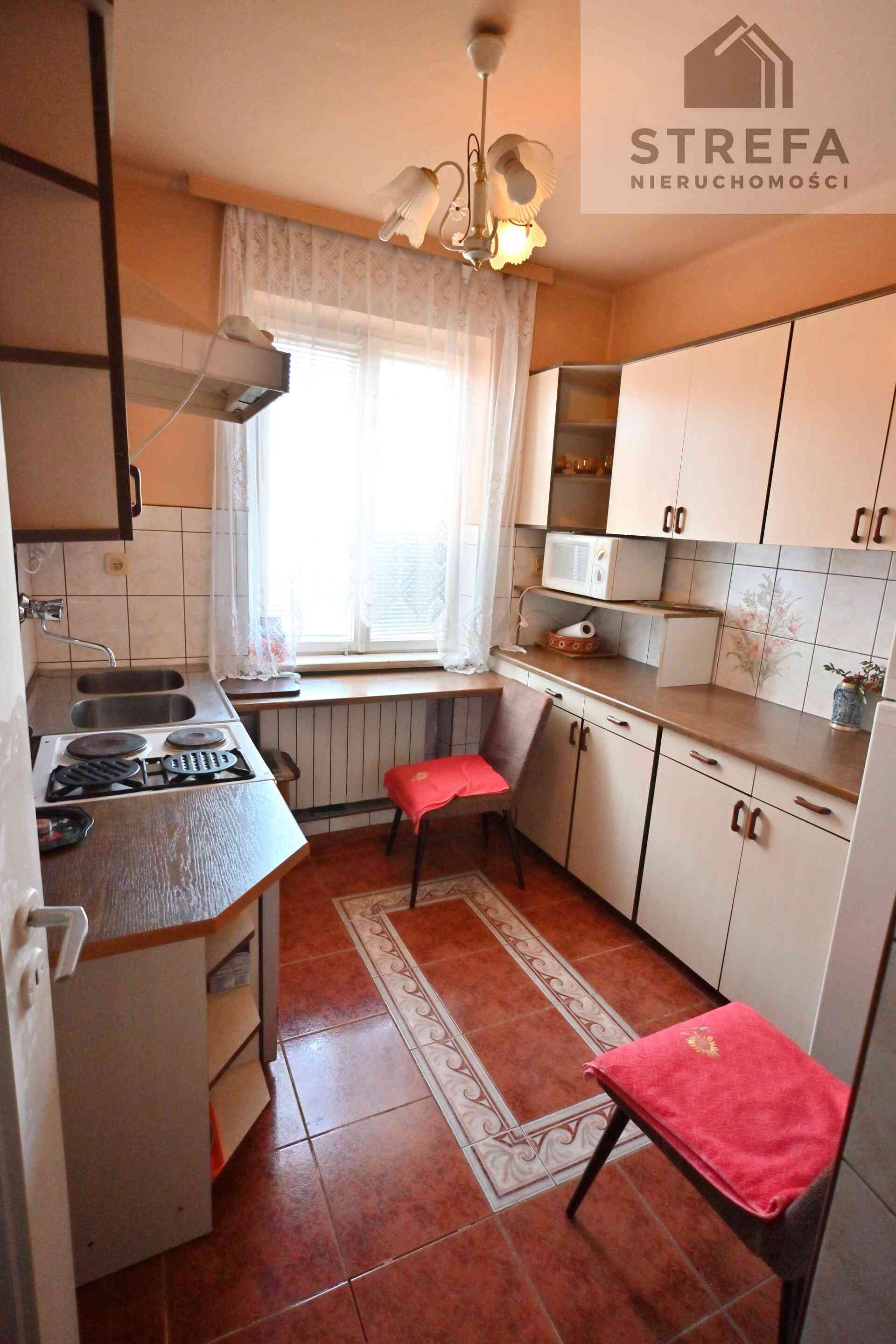 LOKAL MIESZKALNY NA DWÓCH KONDYGNACJACH + GARAŻ MUROWANY!!! TARNÓW, UL. KAFLARSKA 7 - zdjęcie 2