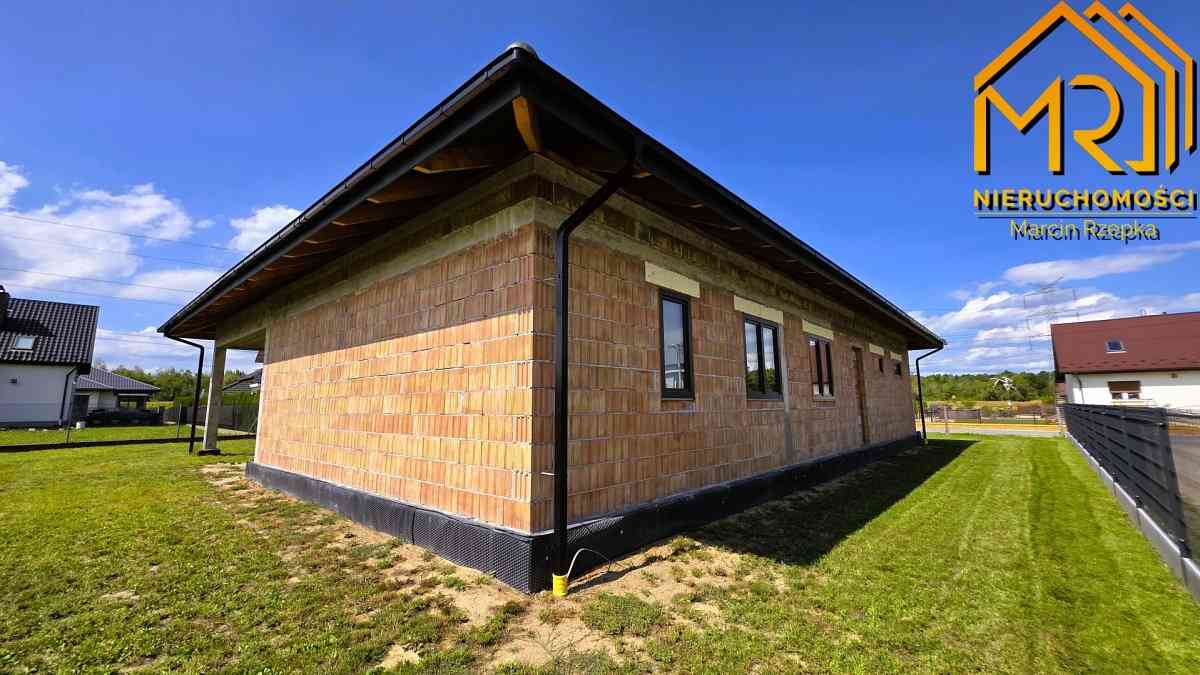 Dom parterowy z antresolą – Wierzchosławice, 13 km - zdjęcie 4
