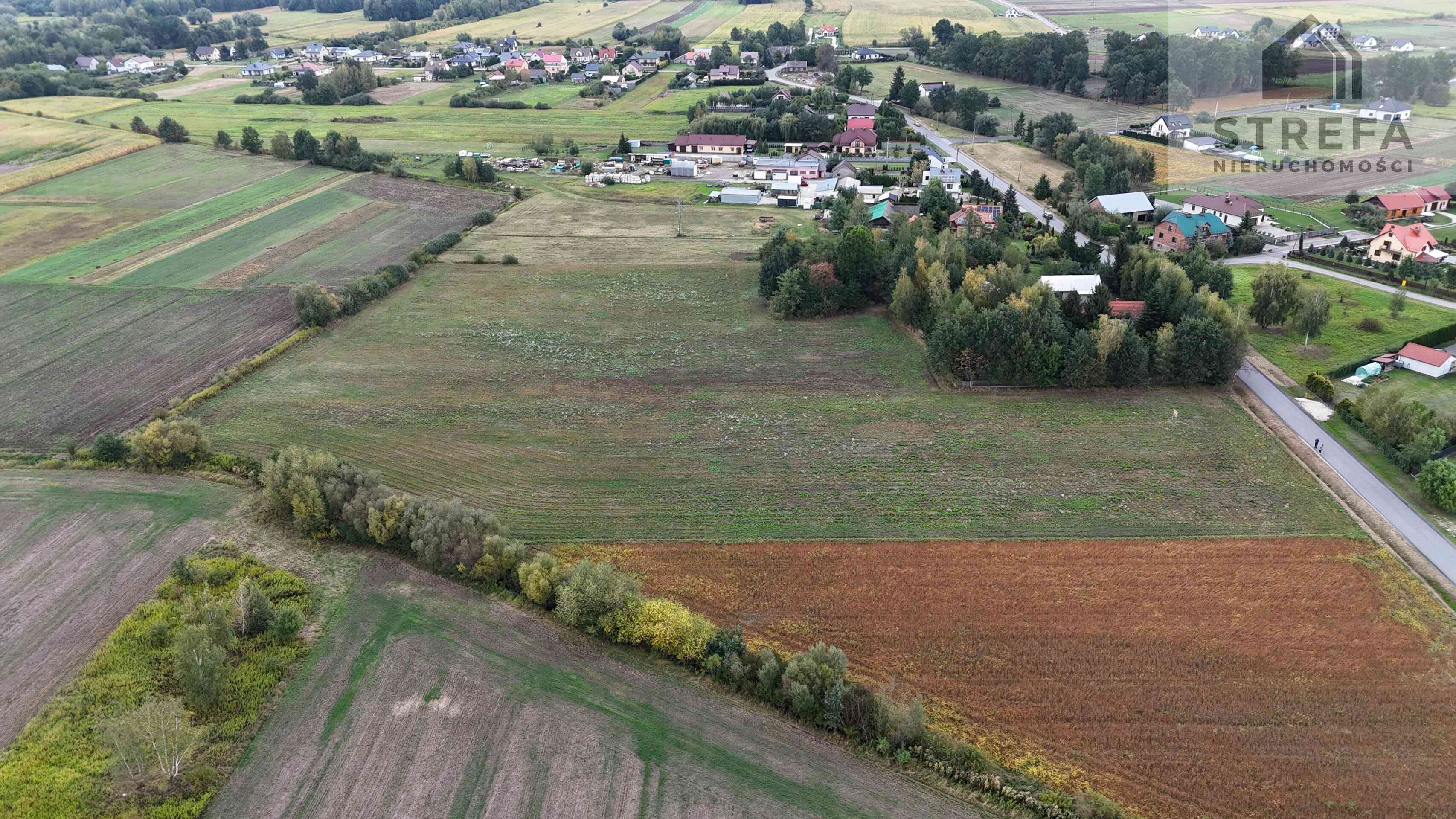 Kompleks 11 działek w Wielopolu – idealne miejsce na Twój dom lub inwestycję! - zdjęcie 3