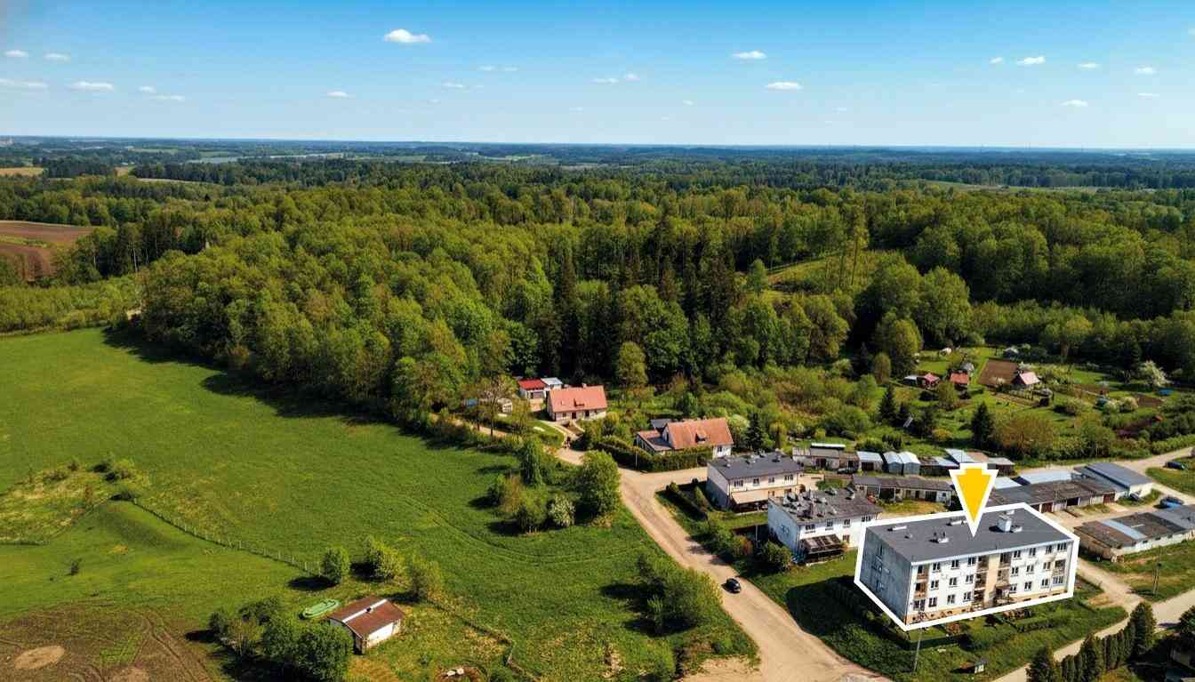 Kawalerka po remoncie, 8km od miasta.