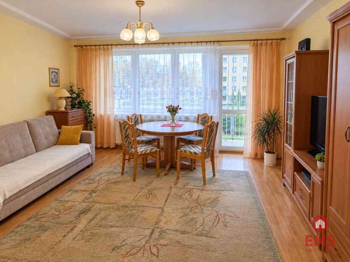 Zadbane mieszkanie na parterze - zdjęcie 1
