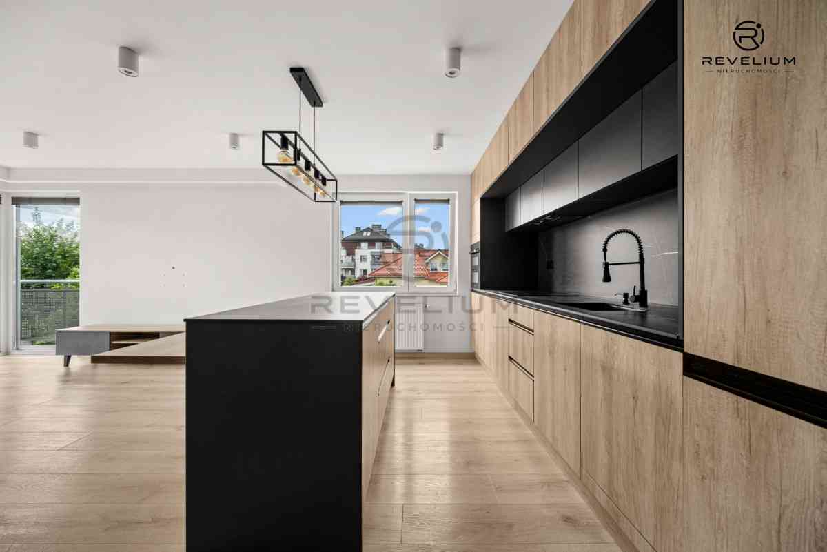 Duży balkon | Przestrzeń | Kom. lok. | Msc. w hali - zdjęcie 3