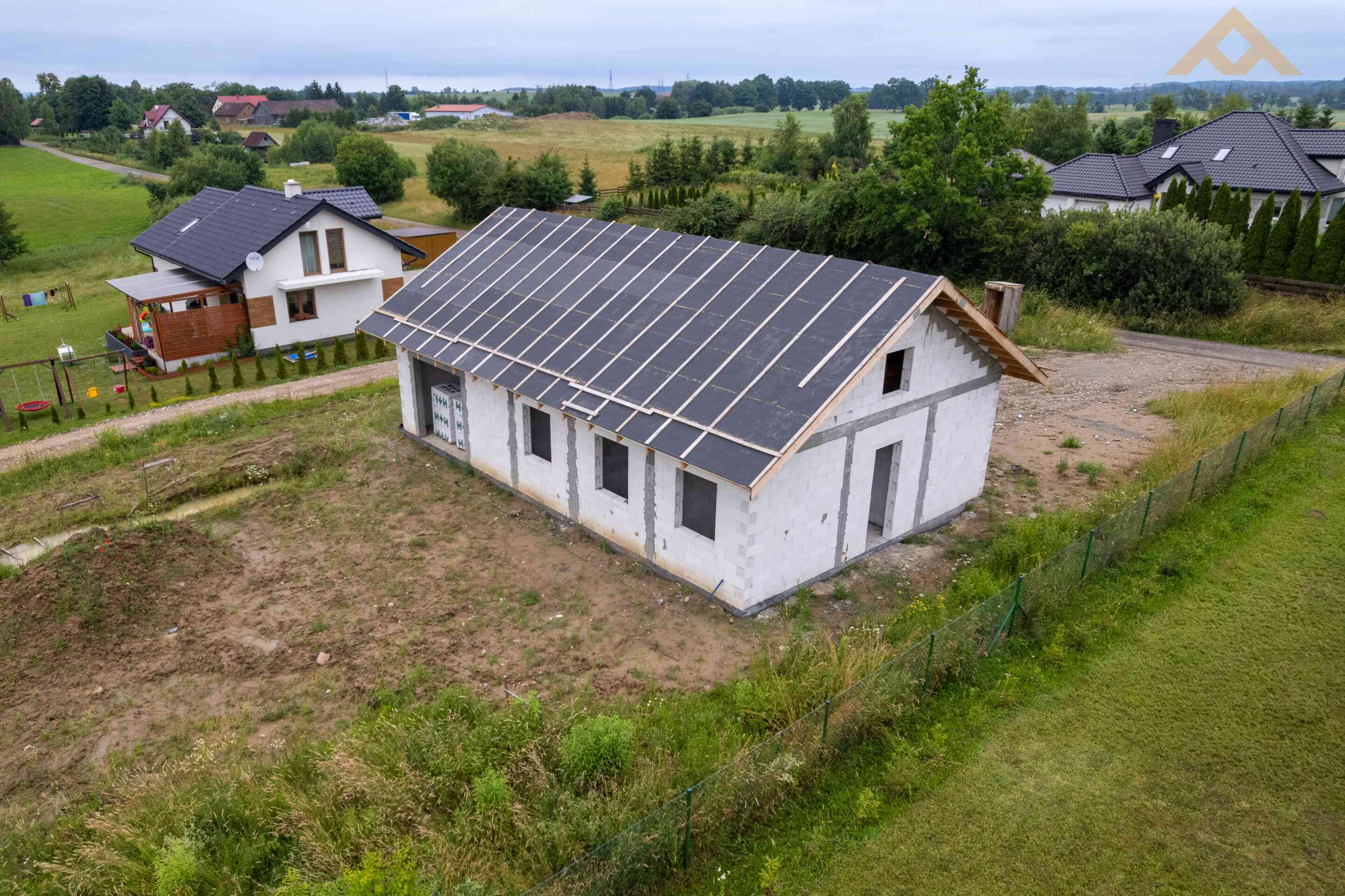 Nowy dom 114 m² na dużej działce Podleśna – świetny dojazd do Olsztyna!