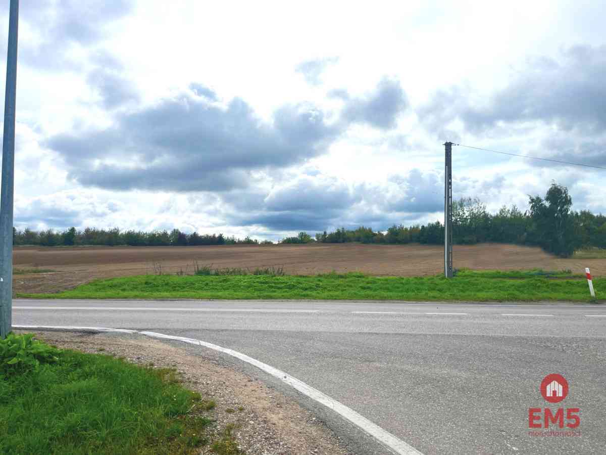 Działka inwestycyjna przy drodze - zdjęcie 7