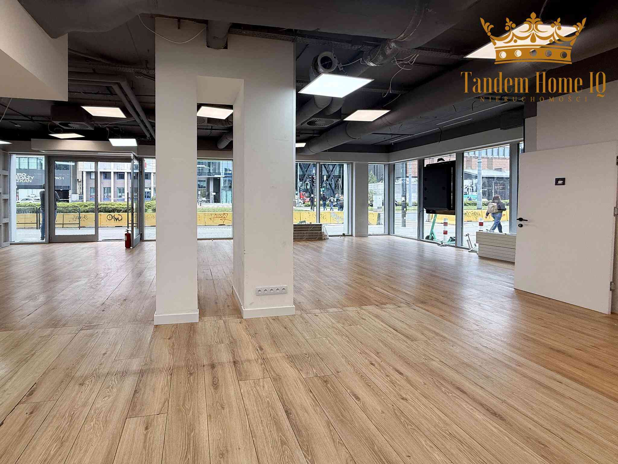 Do wynajęcia lokal handlowy 157 m² Parter – duży ruch pieszych - zdjęcie 3