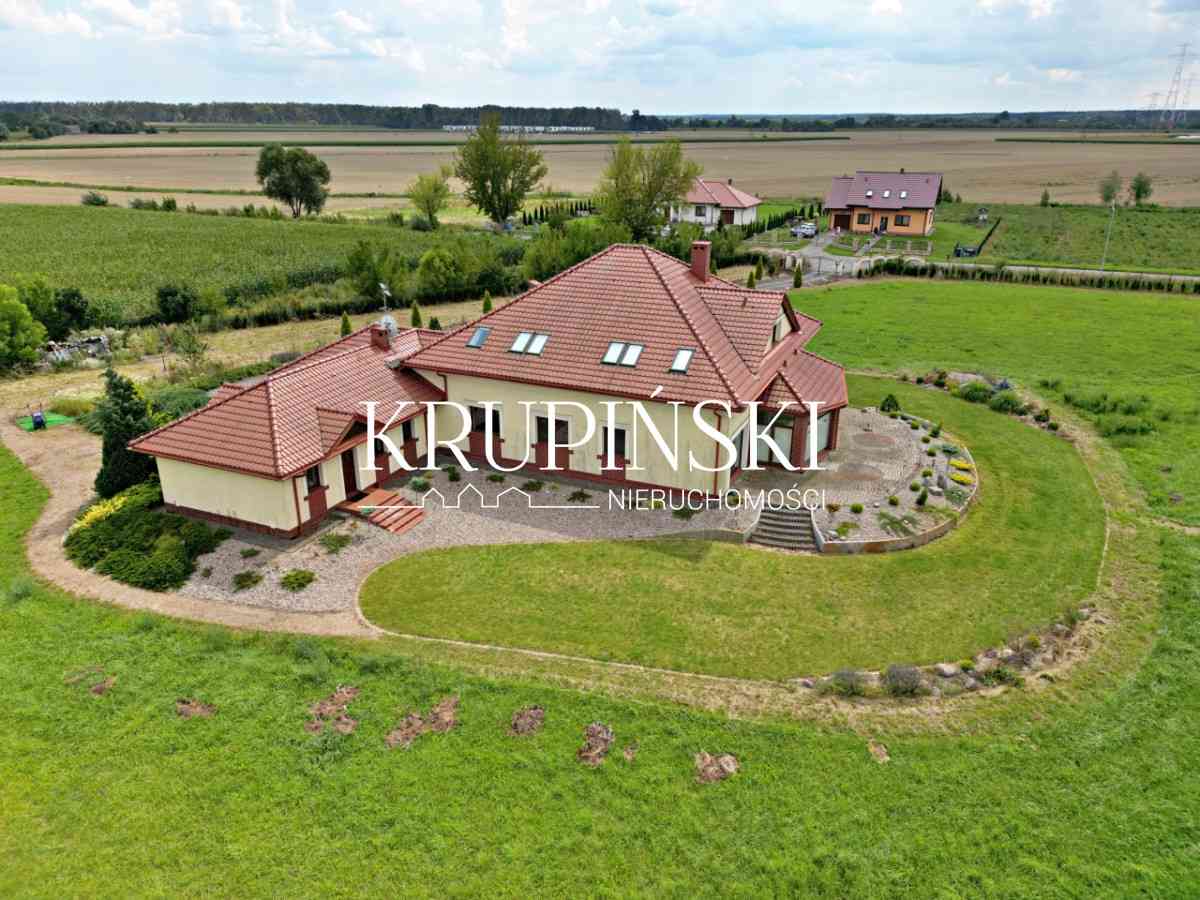Wyjątkowa posiadłość z dużą działką blisko Torunia - zdjęcie 19