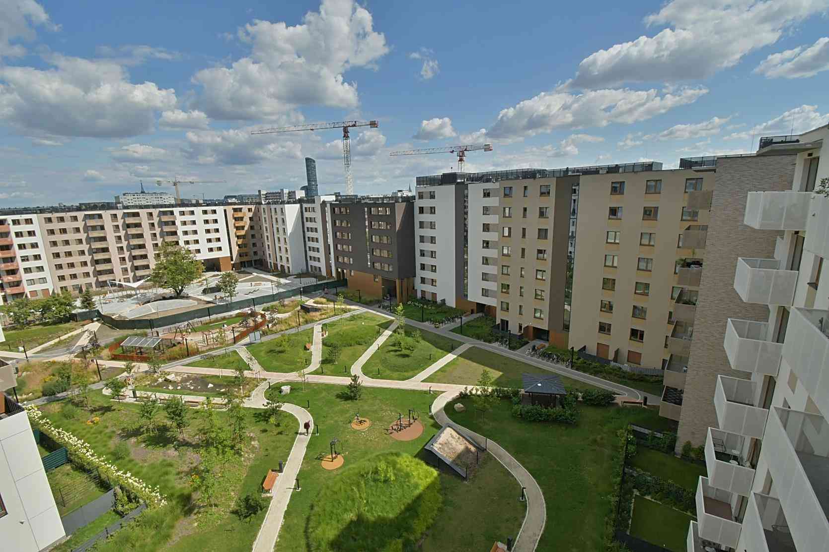 Mieszkanie z balkonem, garderobą i klimatyzacją - zdjęcie 15