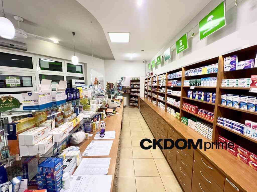 Lokal 115,8 m² w centrum Kielc – idealny pod aptek - zdjęcie 2