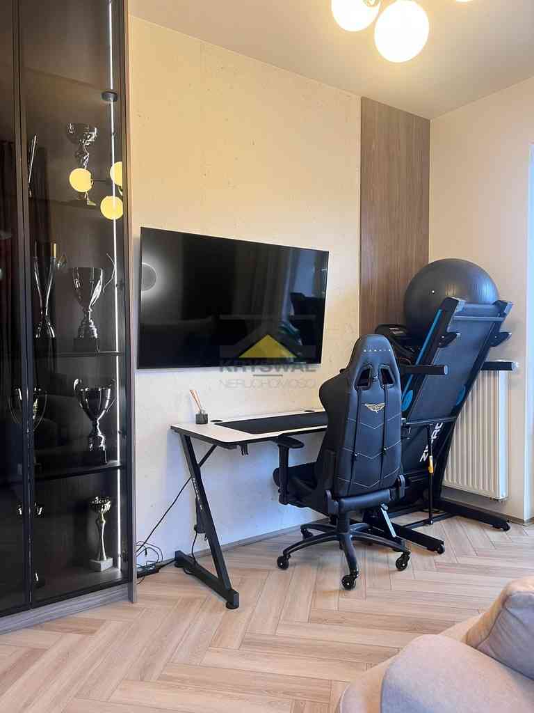 Apartament 93,5 m² z ogródkiem i 2 miejscami post. - zdjęcie 10