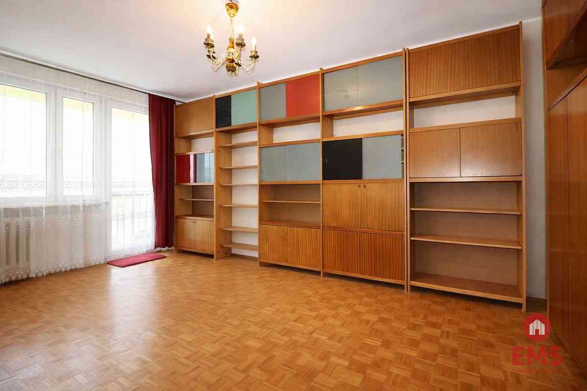3 pokoje | 3 piętro | 67m2 | Centrum